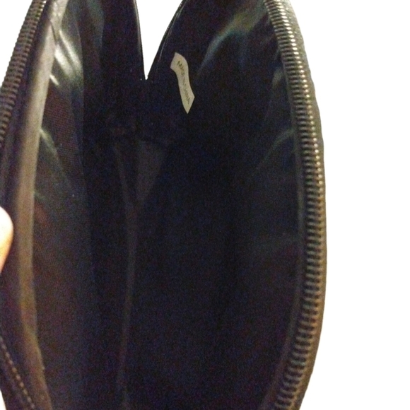 Aidan Mattox Black Zipper Cosmetic Bag - Picture 4 of 5